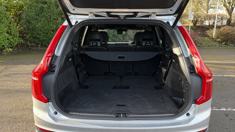 Volvo Xc90 2.0 B6P [300] R DESIGN Pro 5dr AWD Geartronic Petrol Estate